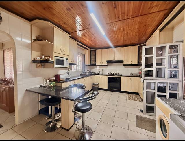 3 BEDROOM FREESTANDING FOR SALE IN HILLARY